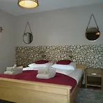 Edel Apartment *